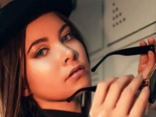 live sex photo ElodiRose