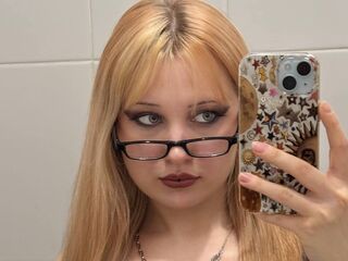 webcam babe chat room EloiseGow