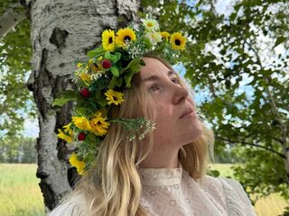 nude cam picture EstaCutchin