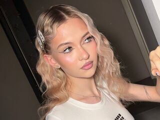 naked girl with webcam masturbating FelicaTapper