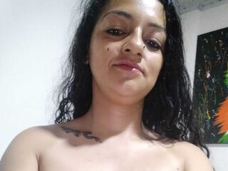 nude webcamgirl GerlSmit