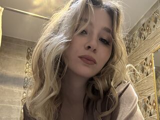hot girl webcam GwendolineMoore