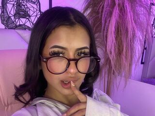topless camgirl HaileySimson