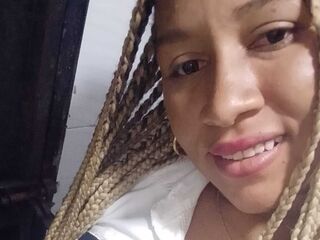 closeup webcam IsisRusso