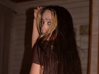 camslut masturbating IvyMoore