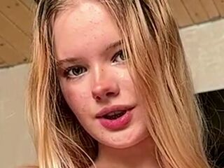 nude camgirl picture JeannettaCeraos