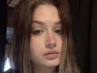 free adult cam JulieannGomaz