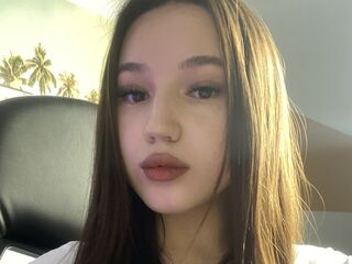 beautiful camgirl KatieYammy