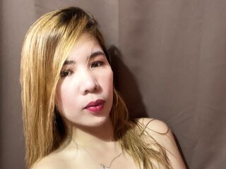 webcam girl KizzyBarreto