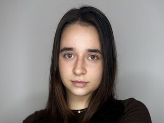 live teaser web cam KristanKhiev