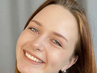 naked girl with webcam fingering KrystinaEisen