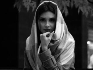 fingering cam slut KylaSieradski