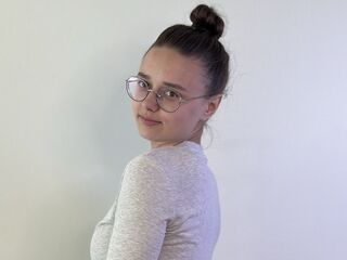 girl webcam show LarraineKaber