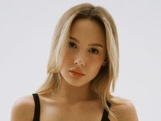 beautiful girl cam LeticiaTso