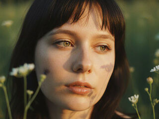 fingering webcamgirl LiluSoto