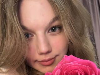 shower sex web cam LinnGrimshaw