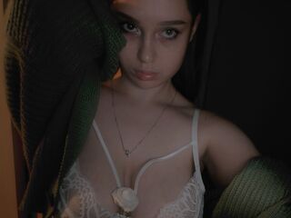 hot webcam photo LioraMist