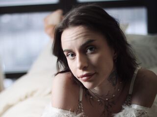 camslut naked LiviaSomberland