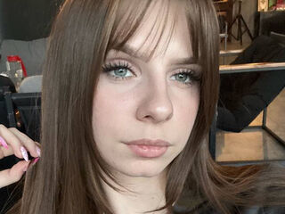 camgirl porn webcam LoiseHarington