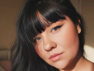 naughty cam girl fingering pussy LolaFerari