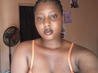 nude camgirl picture LuciaKay