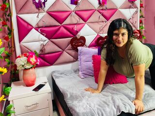 camgirl live LucyEma