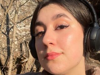 girl fingering bald pussy LudivinaLifton