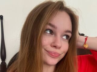 beautiful webcamgirl LunaSinclair