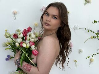 topless webcam girl LunaVales