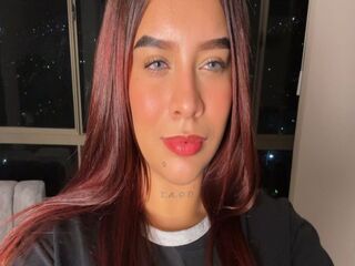 fingering cam girl MaidyIsaza