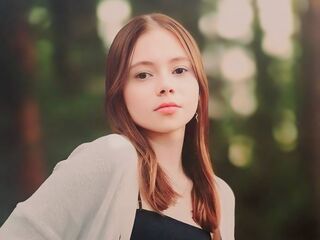 camwhore fingering pussy MaileKnipe