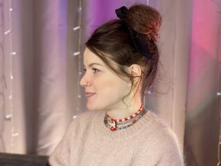 naughty cam girl masturbating with dildo MarlaBri