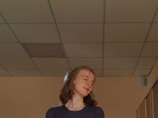 hot cam girl fingering pussy MaryjanePorter