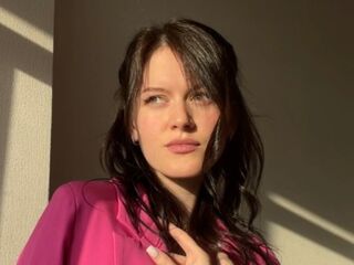 girl cam nude MaudGuerrido