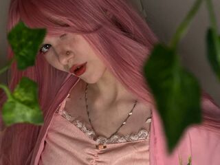 camgirl picture NessaShy