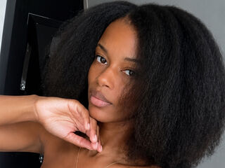 girl shaving pussy NicolCastiblanco