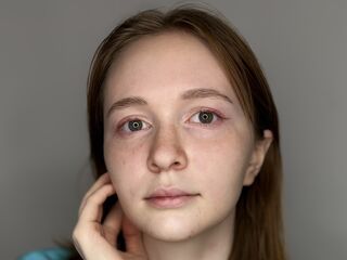 naked cam girl photo NishaDambrosi