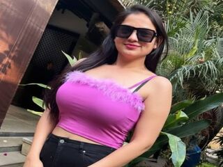 free live chatroom PeachyGlow