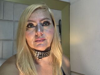 camslut spreading pussy RoxaneGrace