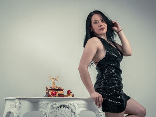 hot cam girl masturbating with vibrator SamNova