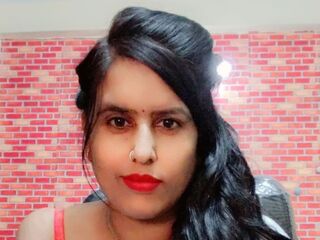 masturbating webcam girl SaraConway