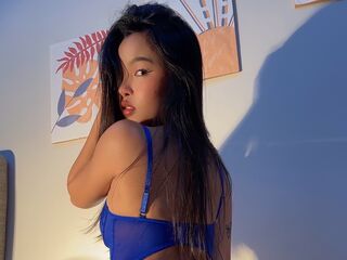 naughty camgirl picture SessahMi