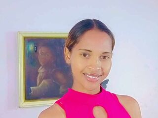 hot sex webcam ShaniaBrooks
