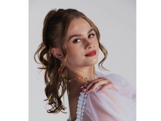 adult cam SharriLangolf