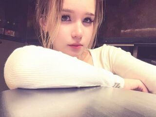 beautiful webcam girl ShenitaCoffey