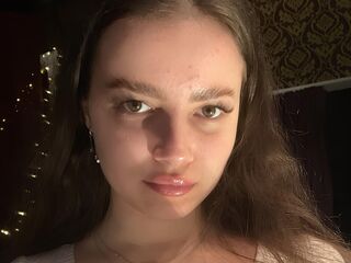 naked cam girl gallery ShirleyMartin