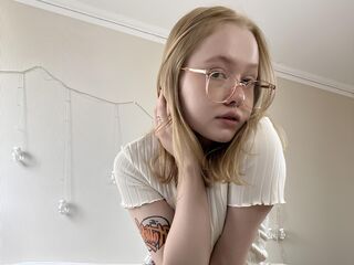 masturbating cam girl SofiaGoldy