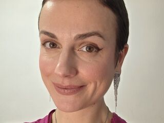 camwhore fingering pussy SylviaNyvelle