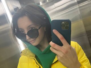 girl shaving pussy ViolettPallmer