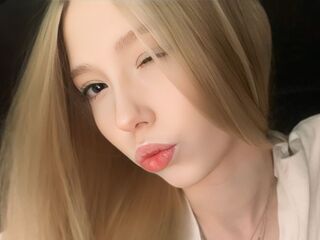 naked camgirl photo WavaSkeldon